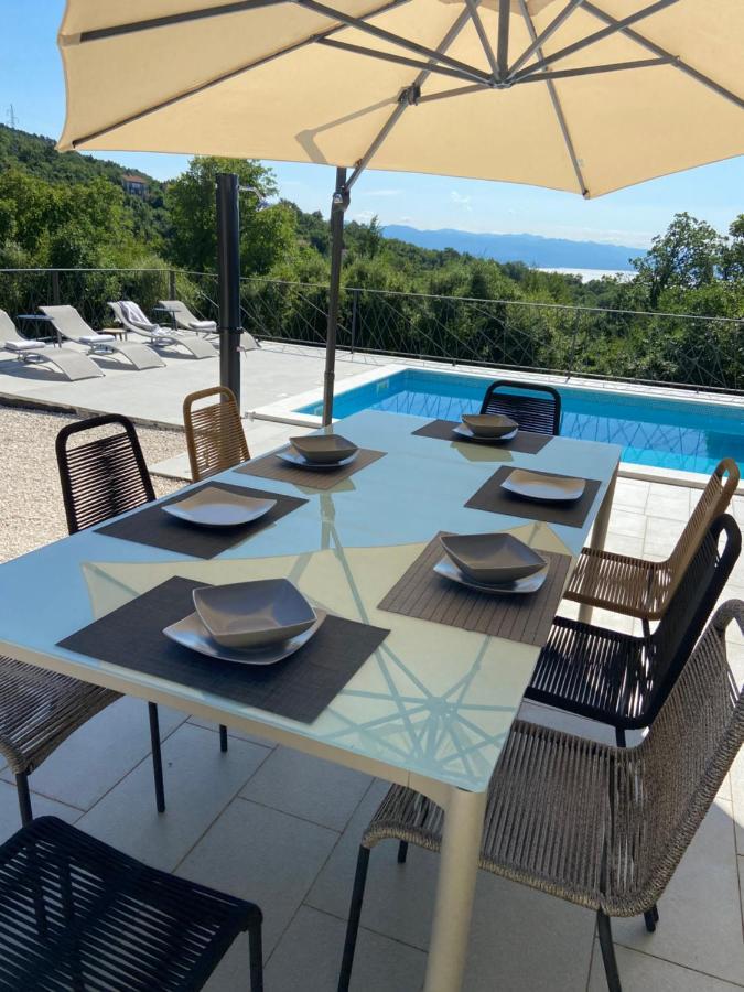 Villa Castanea Opatija Bagian luar foto