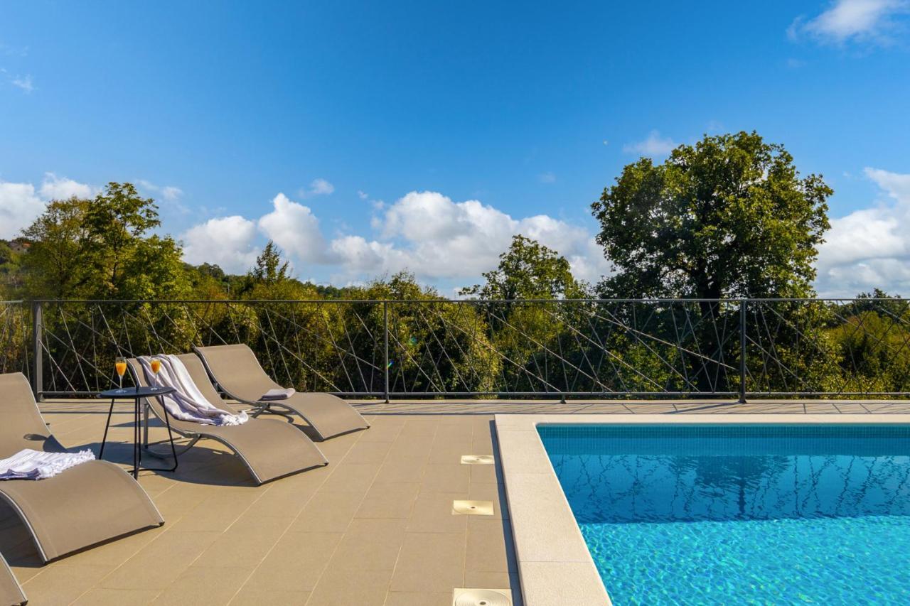 Villa Castanea Opatija Bagian luar foto