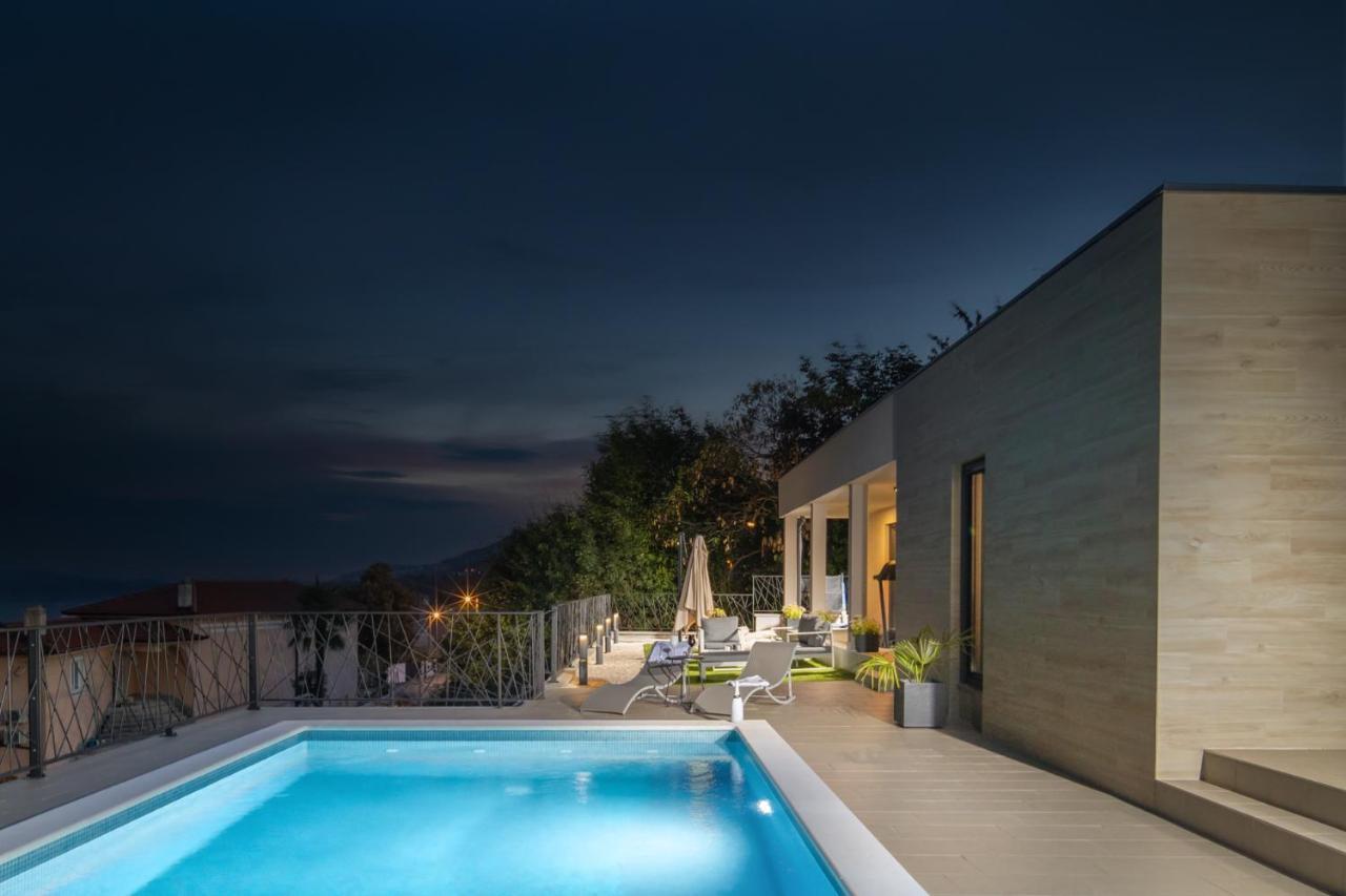 Villa Castanea Opatija Bagian luar foto