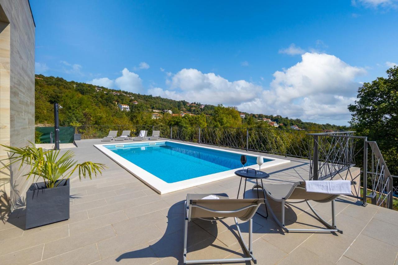Villa Castanea Opatija Bagian luar foto
